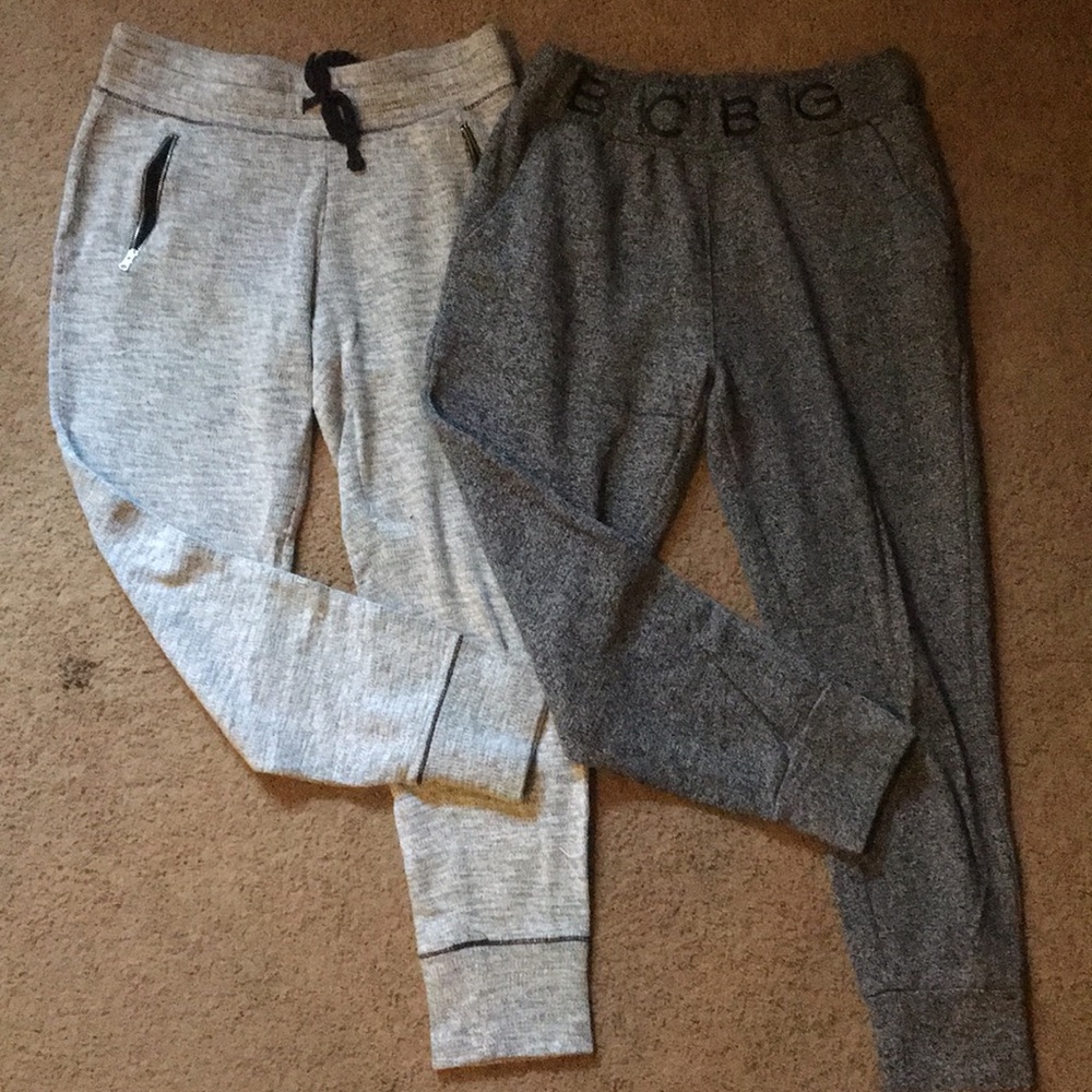 2- medium jogger sweats.